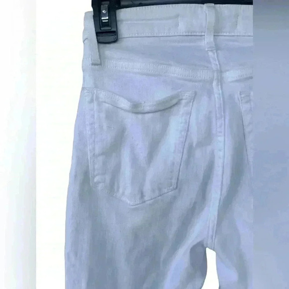JOE’S women’s high rise white stretch jeans sz 25 gently used in great condition - Picture 3 of 7